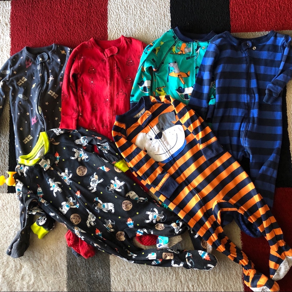 Mixed lot of 6 footie pajamas! EUC! 12-18mo
